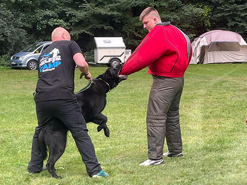 Jugend_im_Vollschutz