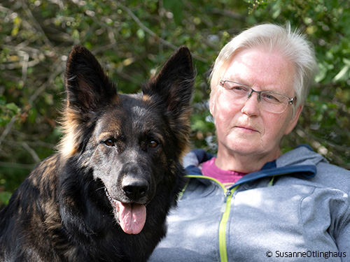 Barbel-Biernath-mit-Jura-vom-Schelmenturm Barbel-Biernath-mit-Jura-vom-Schelmenturm